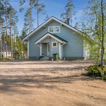 Holiday home Holiday C *